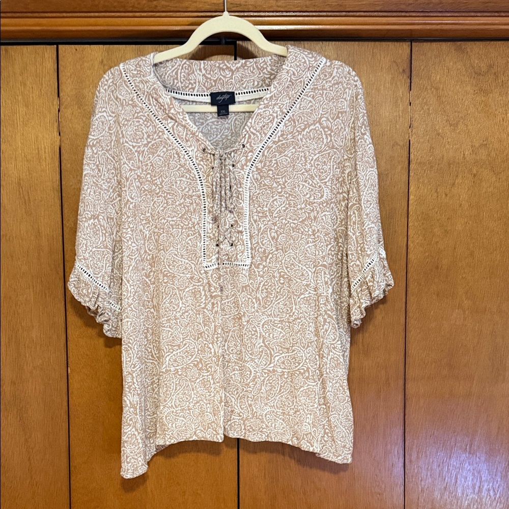 Daytrip Tan Paisley Blouse with Lace Details
